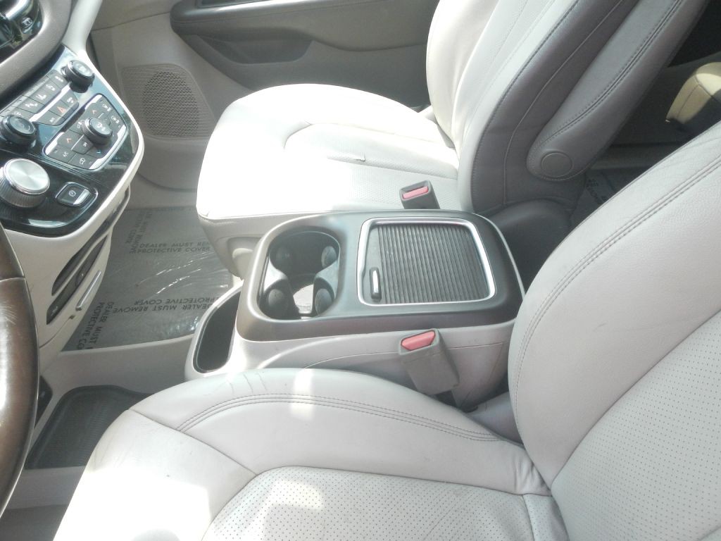 2019 Chrysler Pacifica Image 58