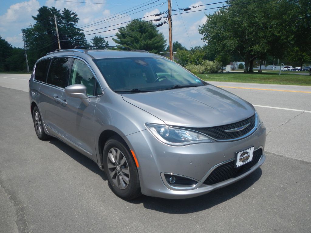 2019 Chrysler Pacifica Image 60