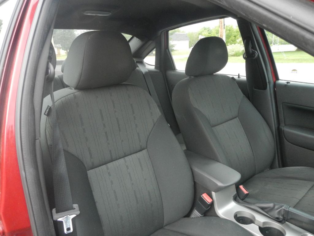 2010 Ford Focus Image 9
