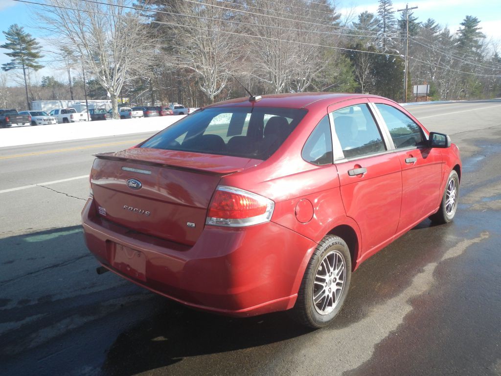 2010 Ford Focus Image 7