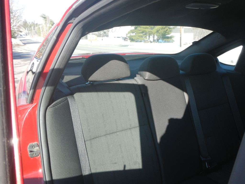 2010 Ford Focus Image 8