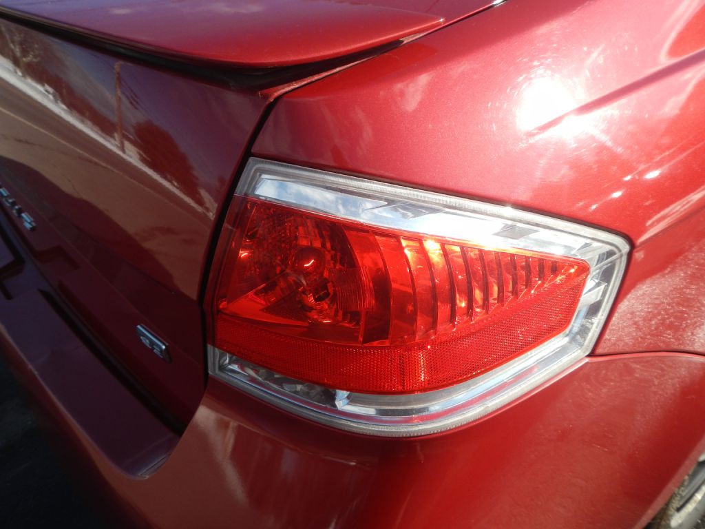 2010 Ford Focus Image 31