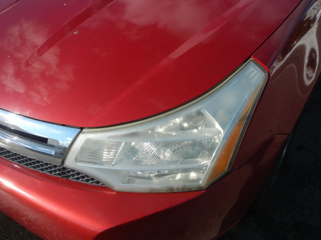 2010 Ford Focus Image 36