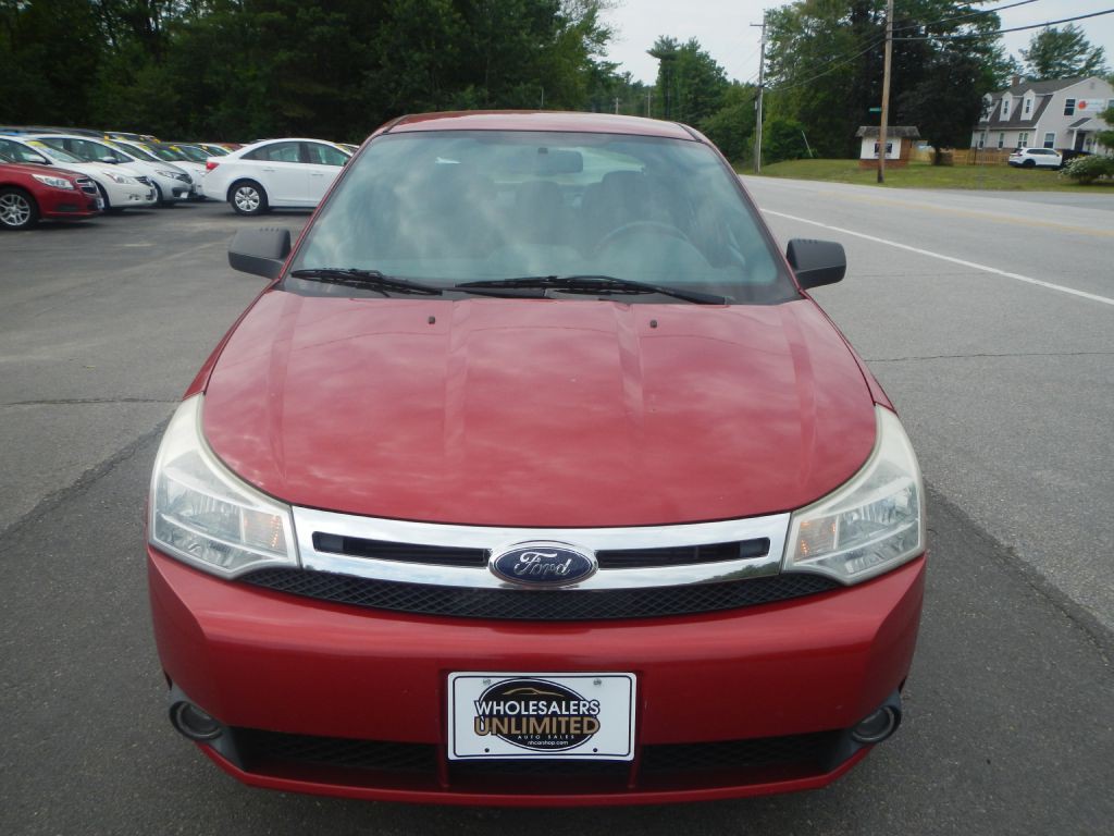 2010 Ford Focus Image 11