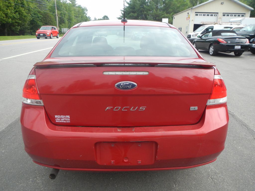 2010 Ford Focus Image 30