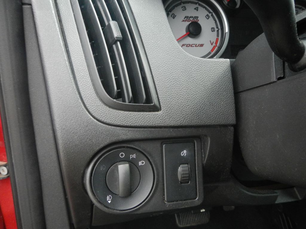 2010 Ford Focus Image 51