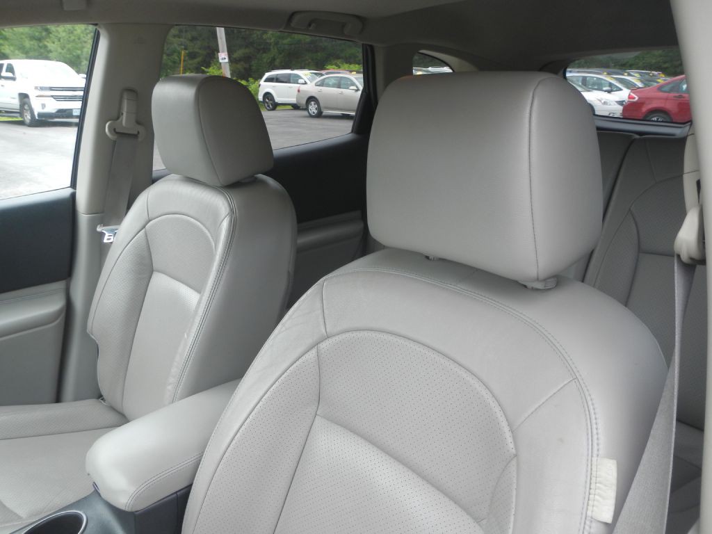 2011 Nissan Rogue Image 4