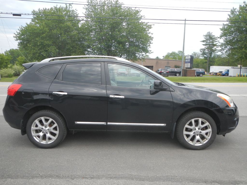 2011 Nissan Rogue Image 14