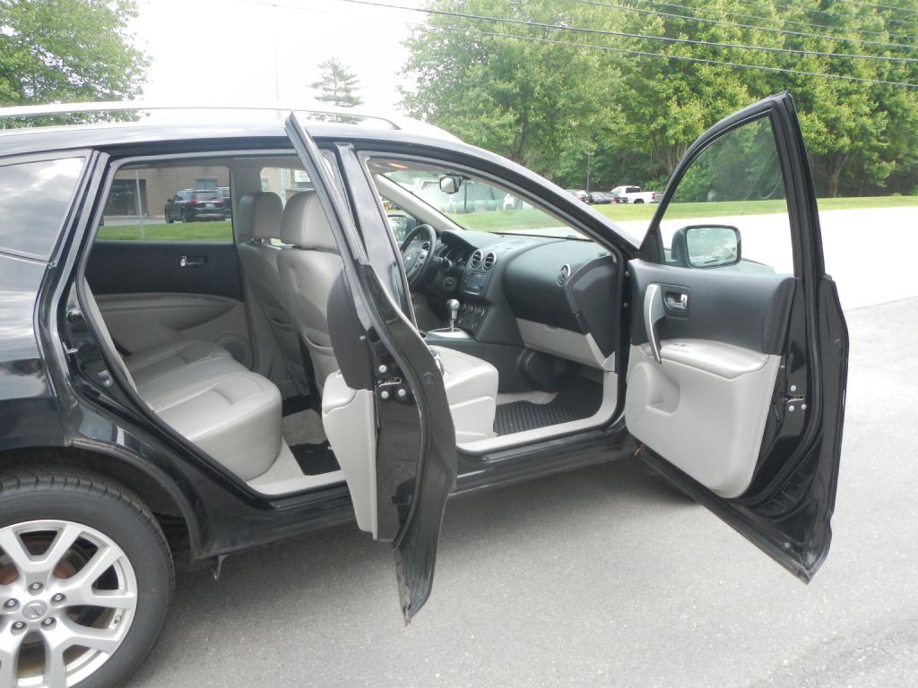 2011 Nissan Rogue Image 15