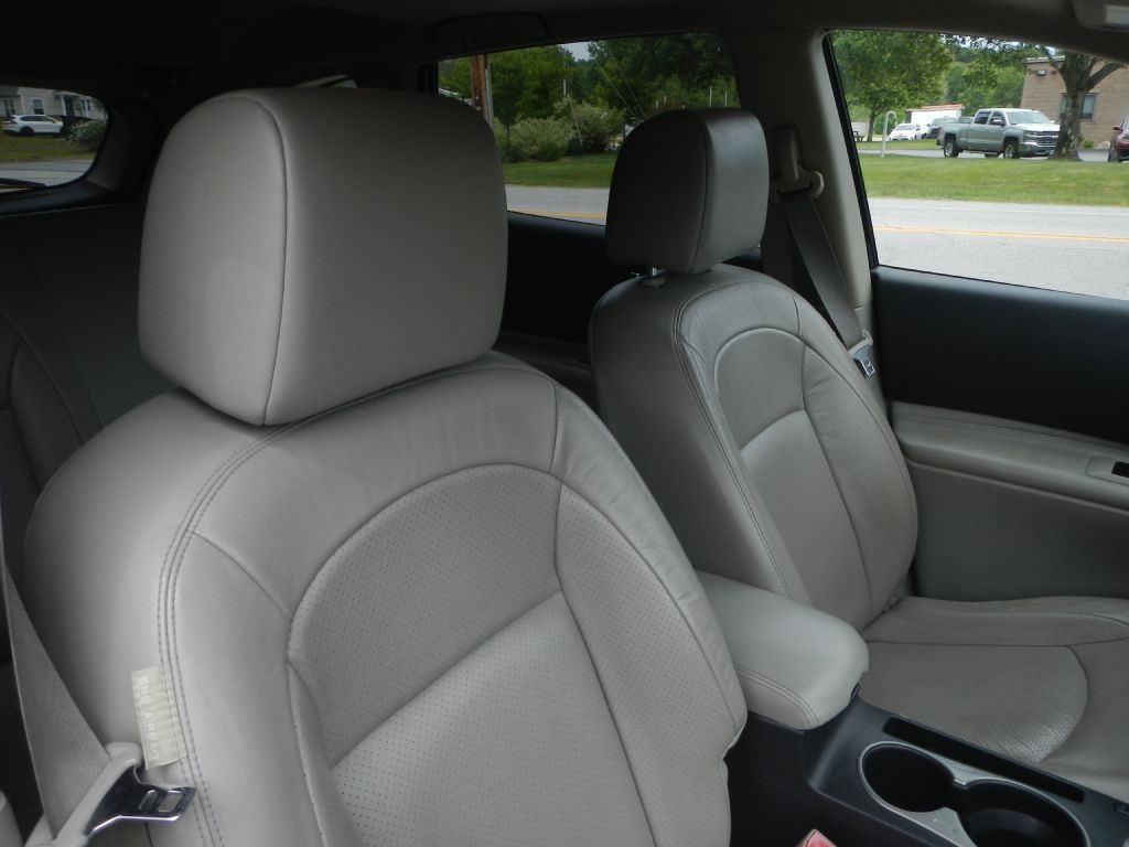 2011 Nissan Rogue Image 19