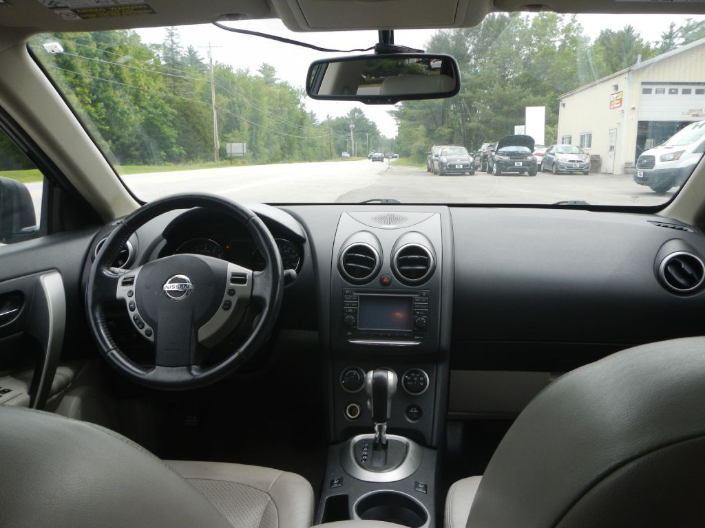 2011 Nissan Rogue Image 27