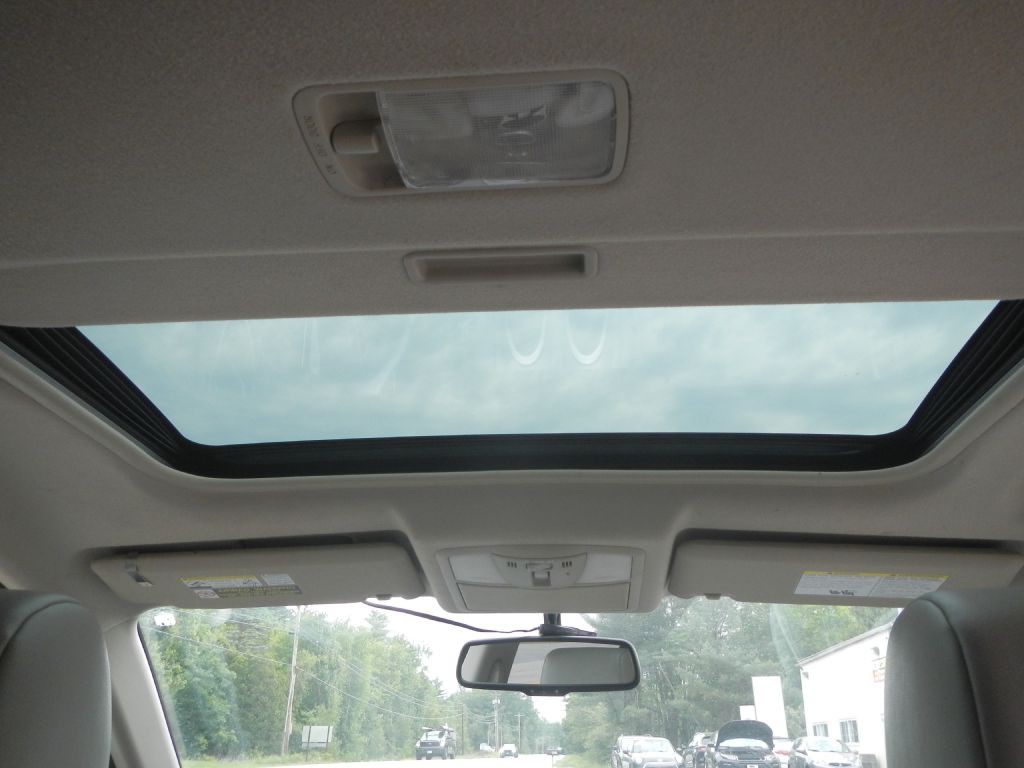2011 Nissan Rogue Image 28