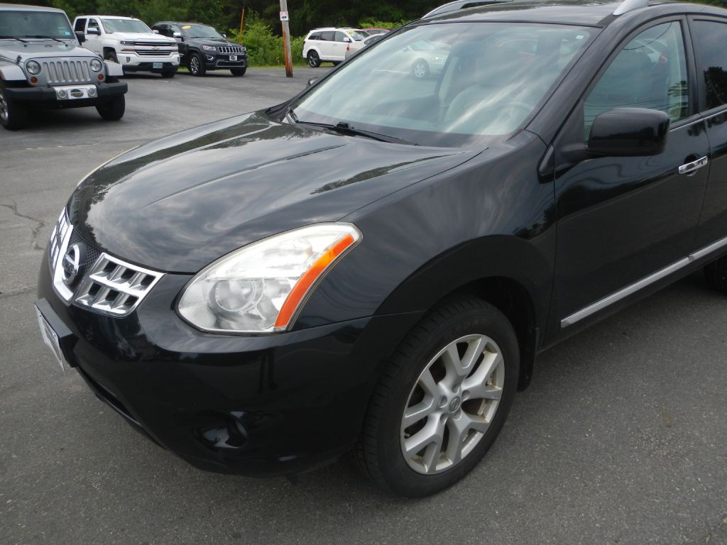 2011 Nissan Rogue Image 36