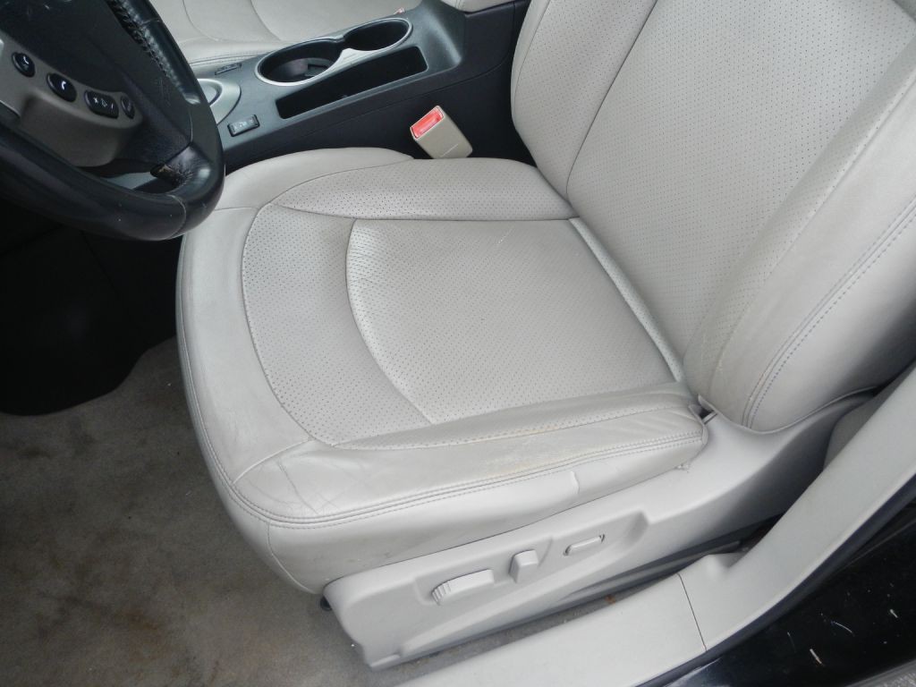 2011 Nissan Rogue Image 47