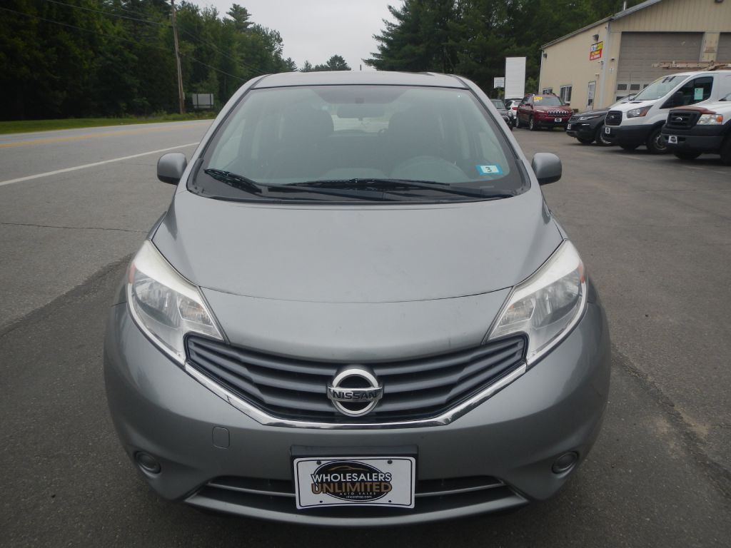 2014 Nissan Versa Image 11