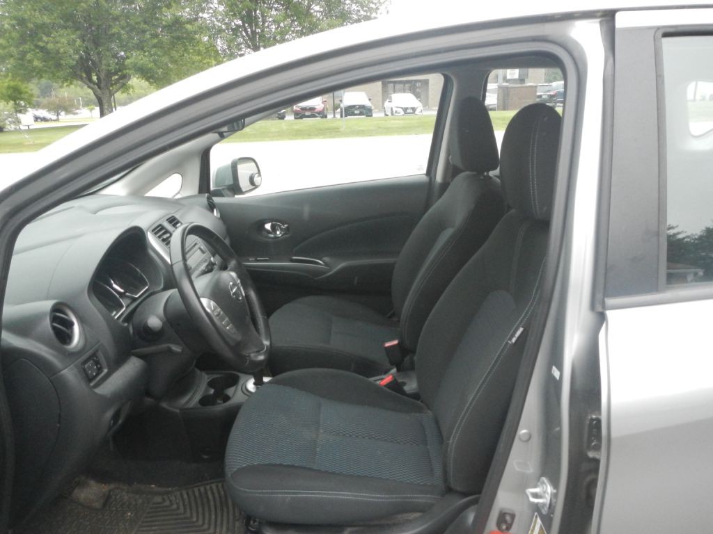 2014 Nissan Versa Image 22