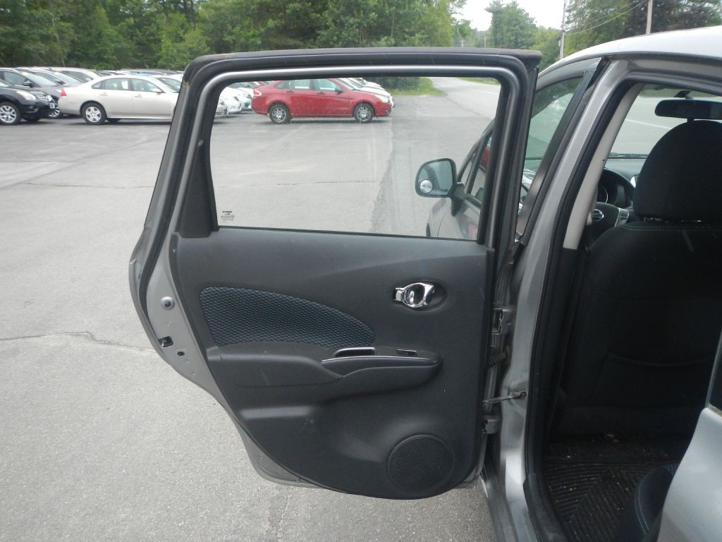 2014 Nissan Versa Image 23