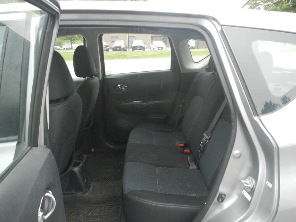 2014 Nissan Versa Image 24