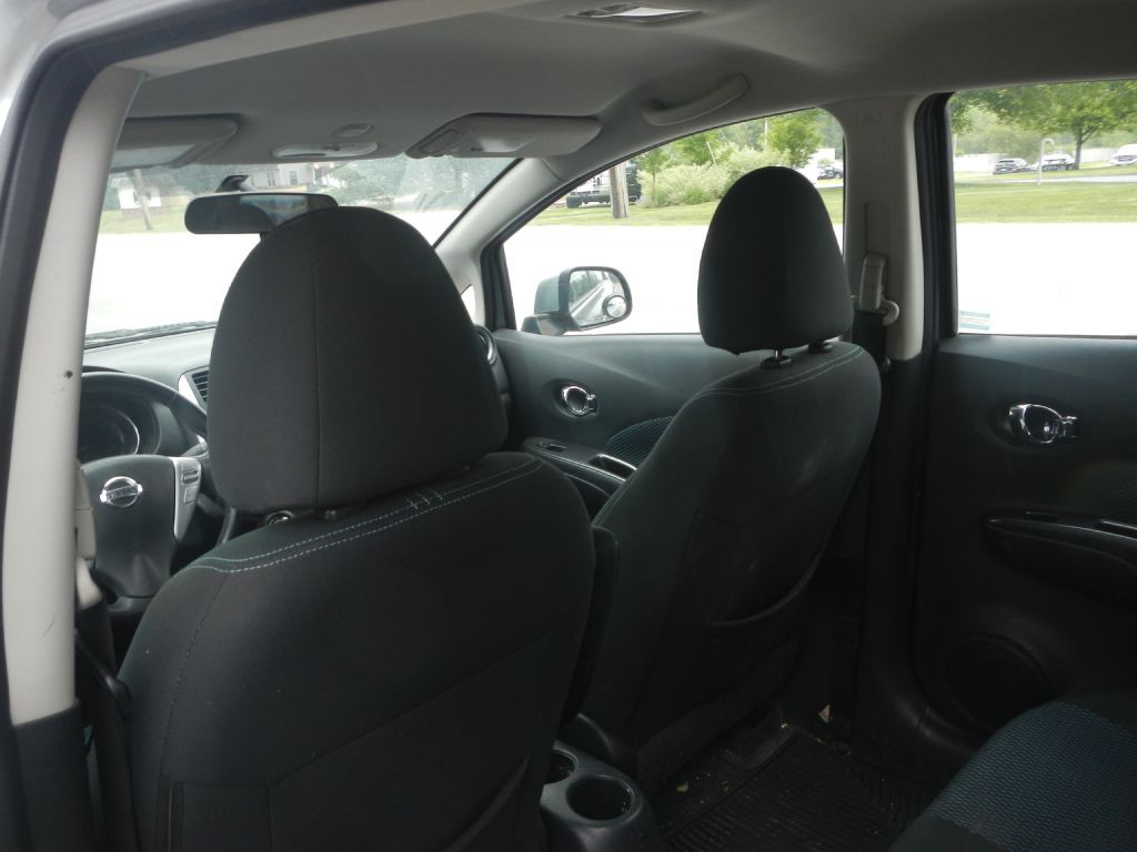 2014 Nissan Versa Image 25