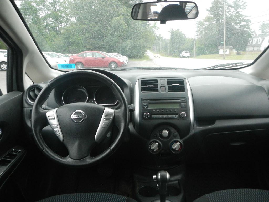 2014 Nissan Versa Image 26