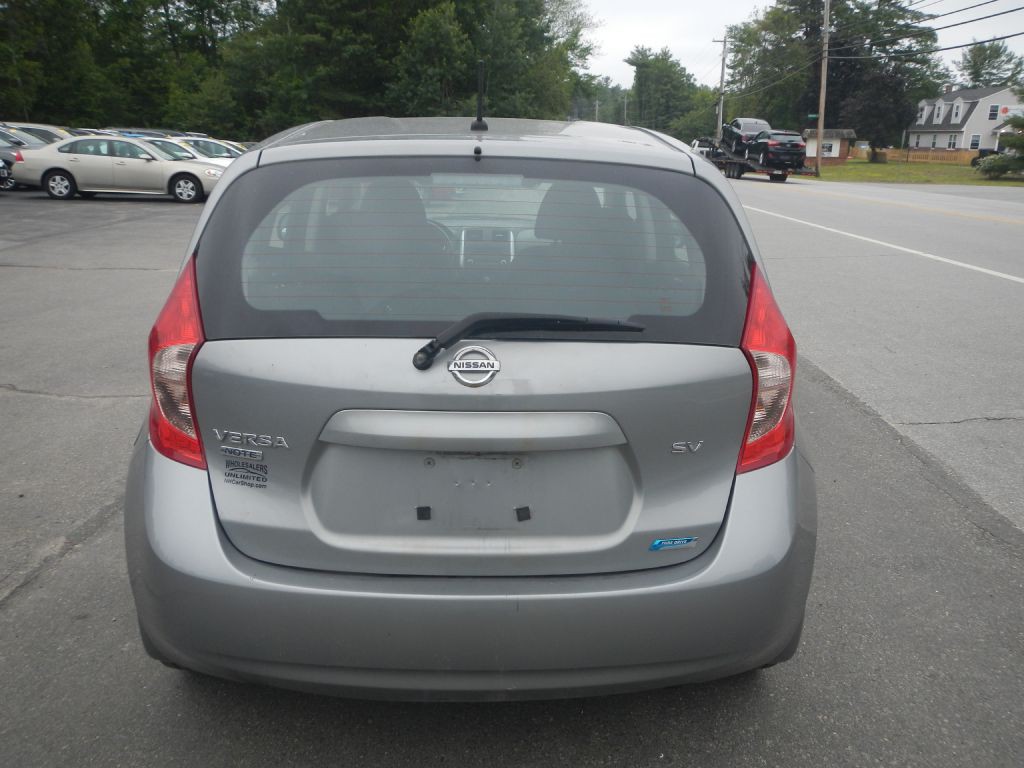 2014 Nissan Versa Image 29