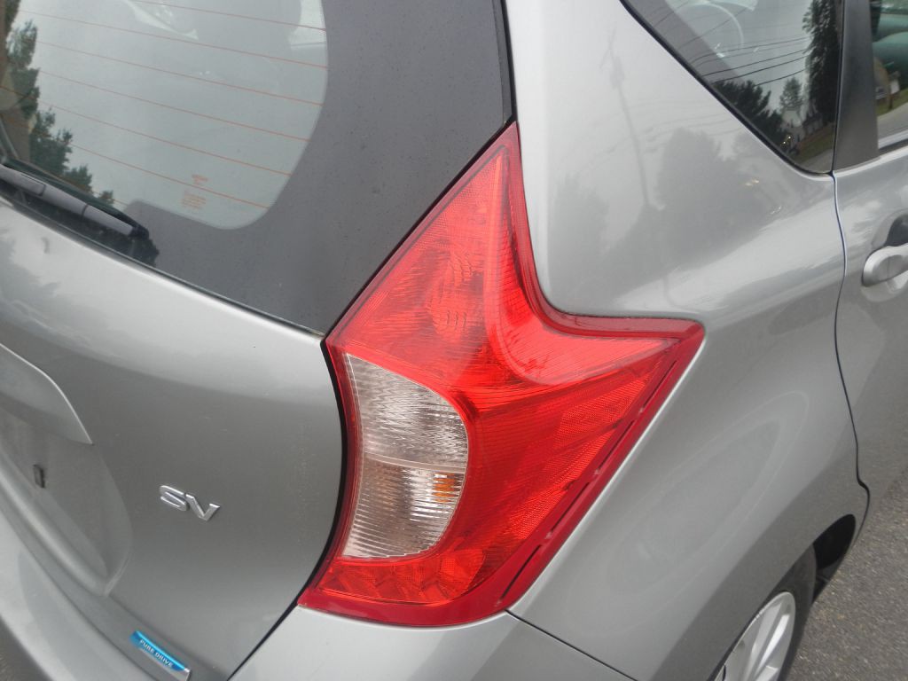 2014 Nissan Versa Image 30