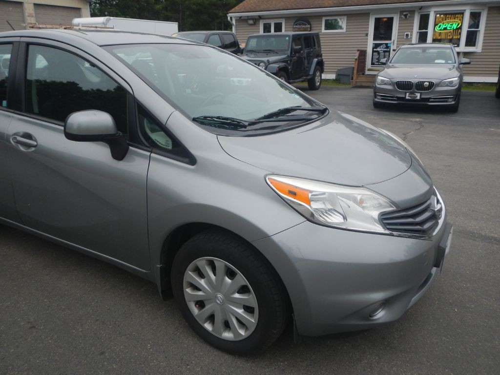 2014 Nissan Versa Image 35