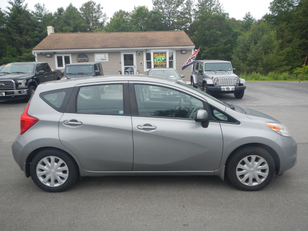2014 Nissan Versa Image 37