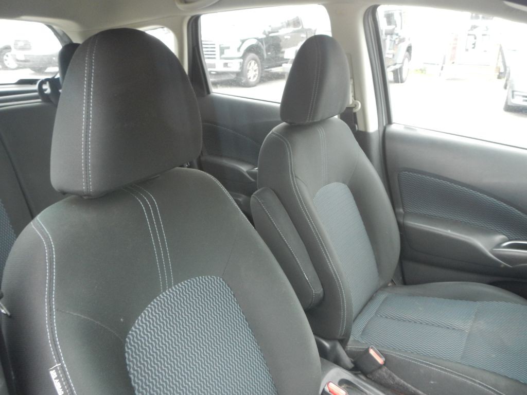 2014 Nissan Versa Image 44