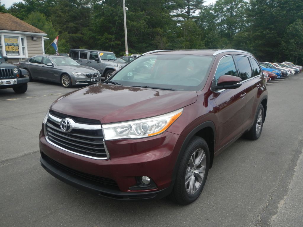 2014 Toyota Highlander Image 2