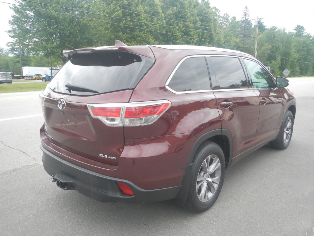 2014 Toyota Highlander Image 8