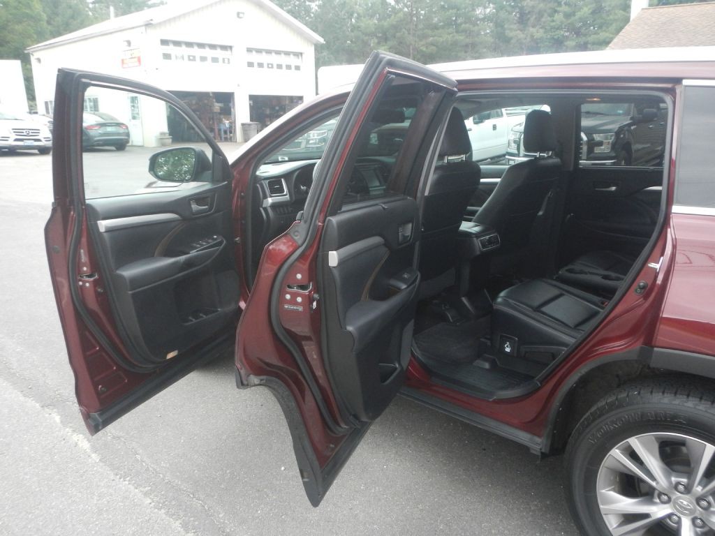2014 Toyota Highlander Image 46