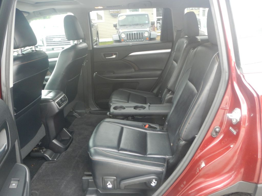 2014 Toyota Highlander Image 50