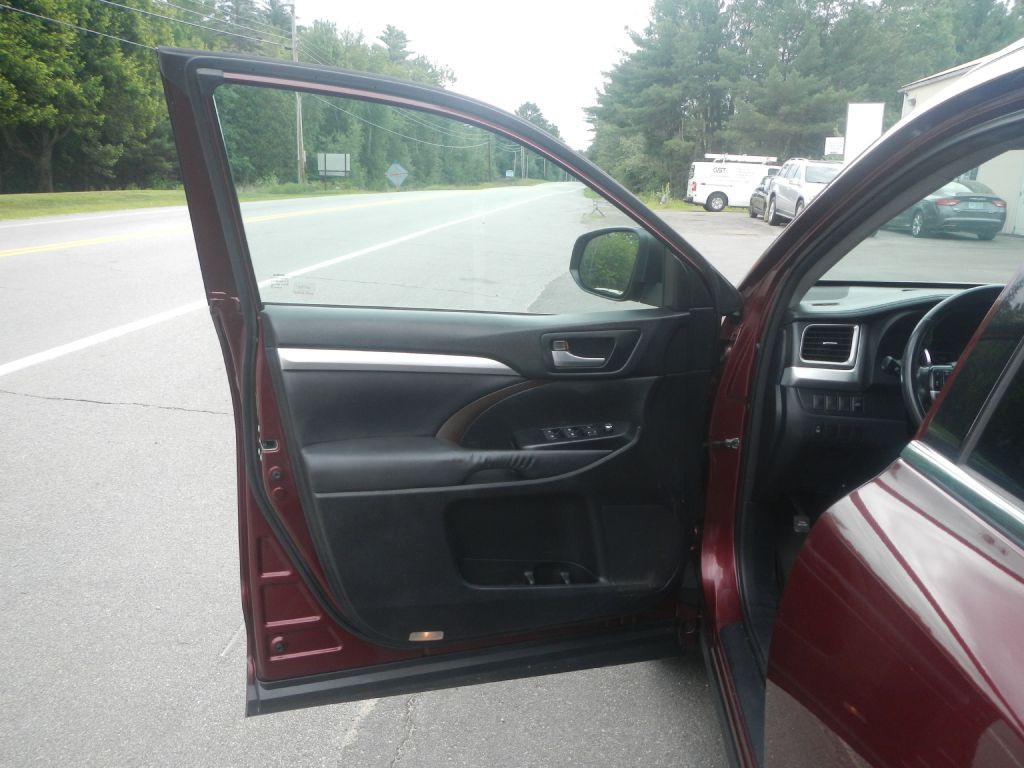 2014 Toyota Highlander Image 56