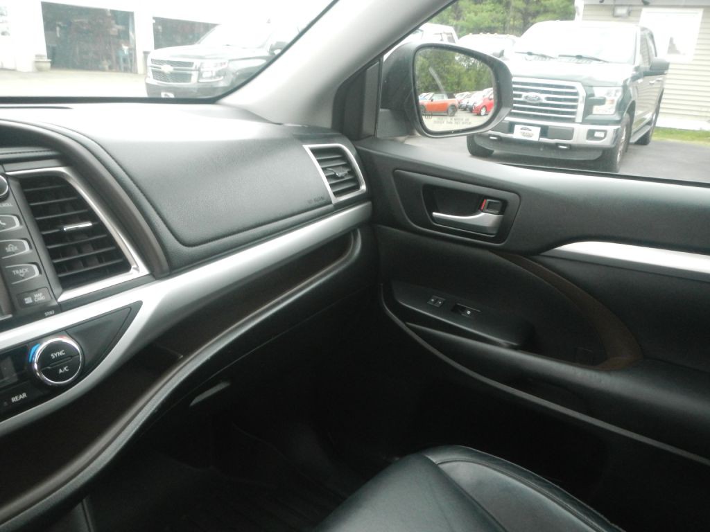 2014 Toyota Highlander Image 61