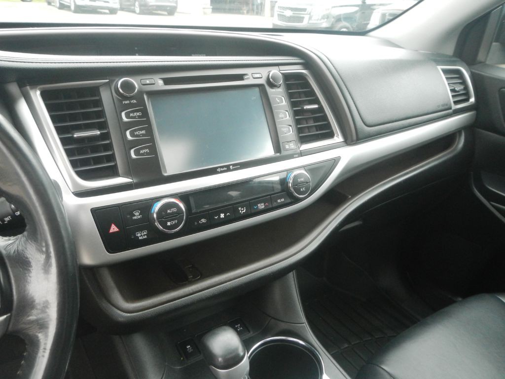 2014 Toyota Highlander Image 62