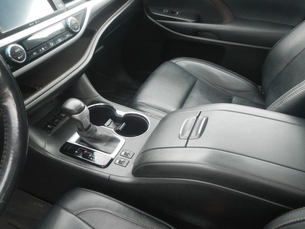 2014 Toyota Highlander Image 63