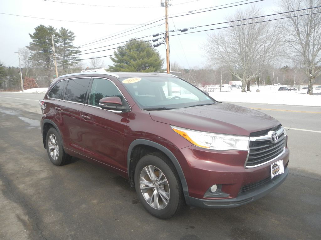 2014 Toyota Highlander Image 2