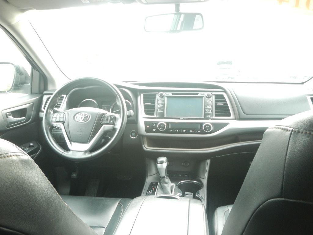 2014 Toyota Highlander Image 31