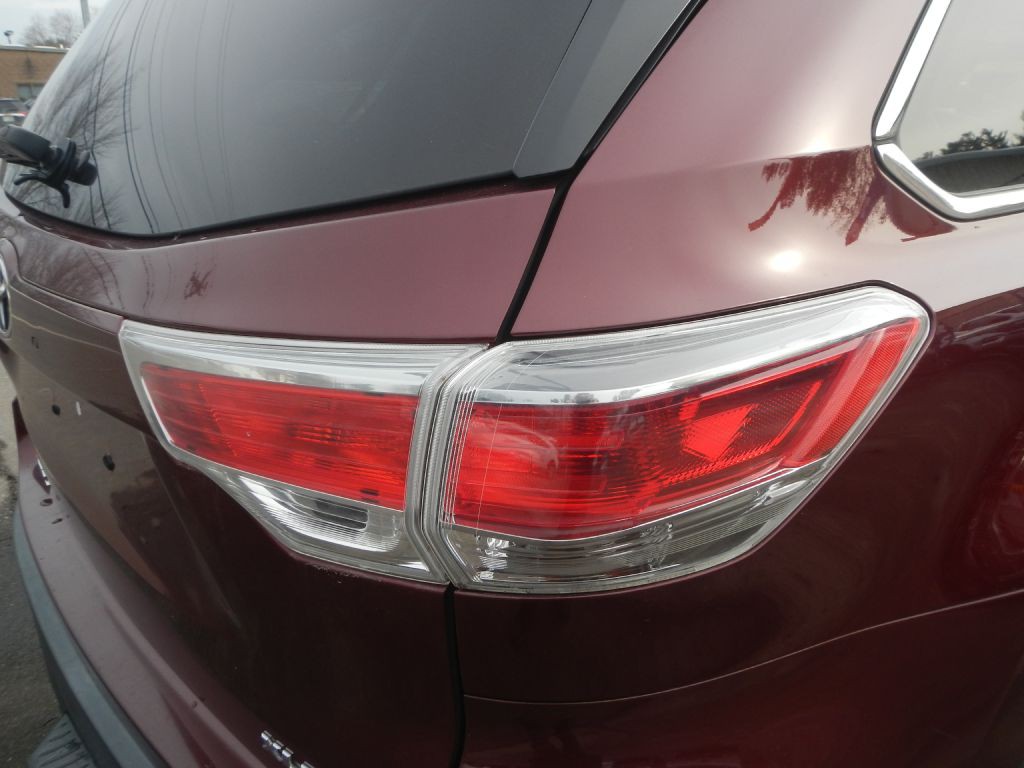 2014 Toyota Highlander Image 35