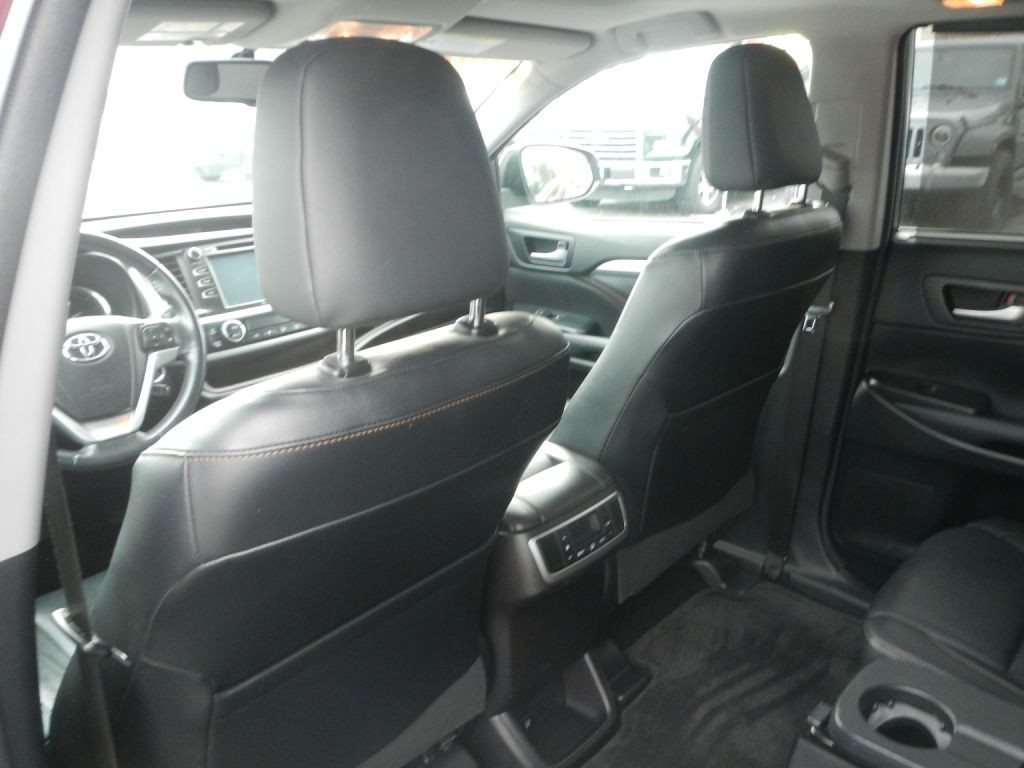 2014 Toyota Highlander Image 49
