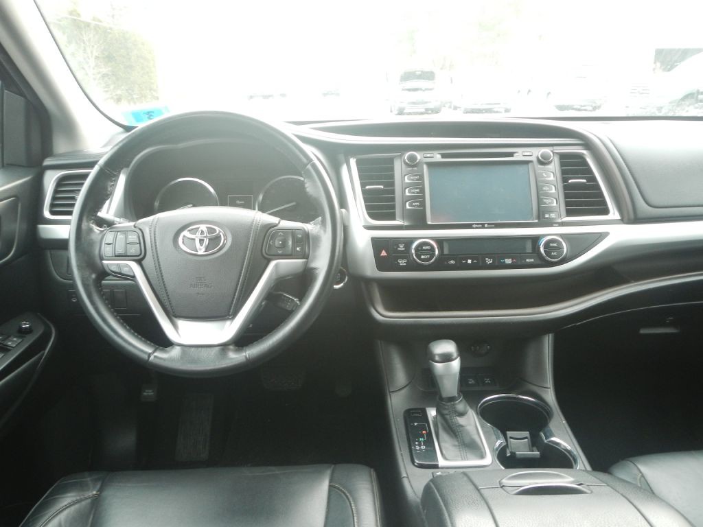 2014 Toyota Highlander Image 51