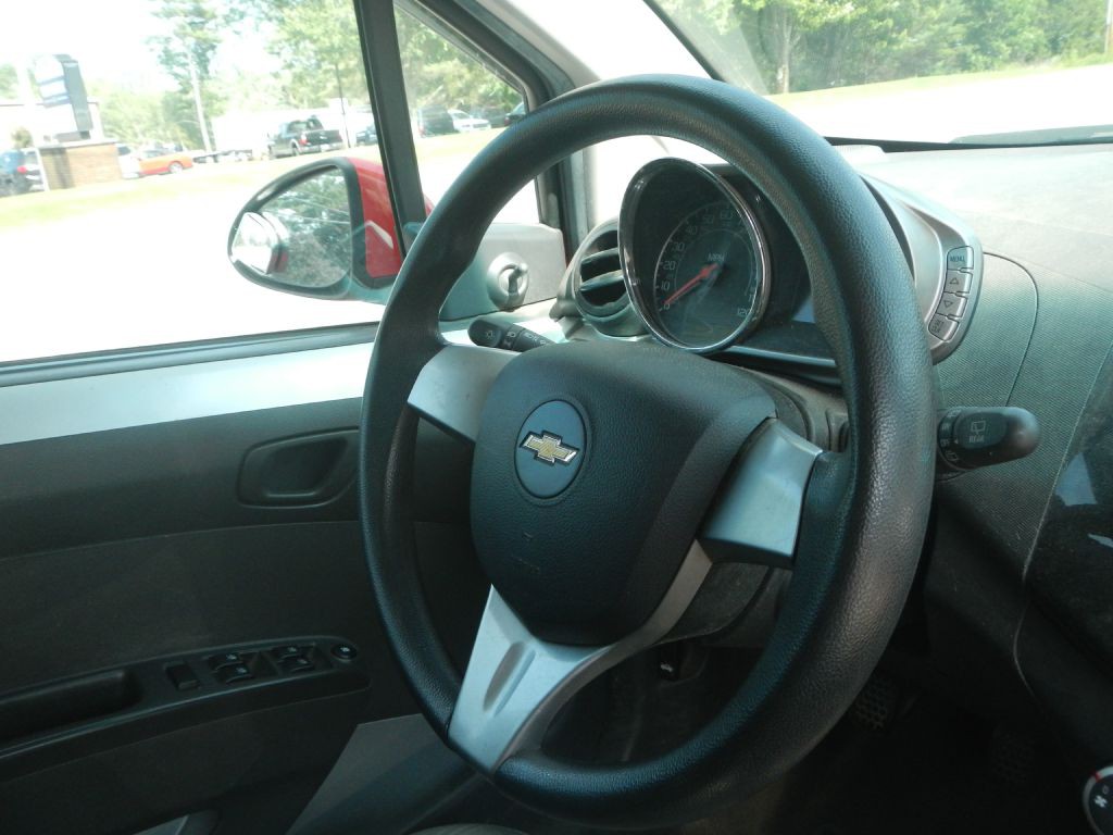 2014 Chevrolet Spark Image 21