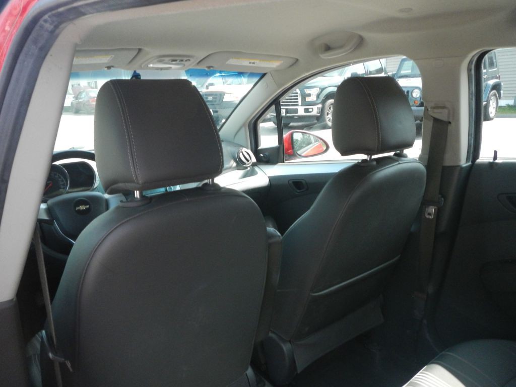 2014 Chevrolet Spark Image 43