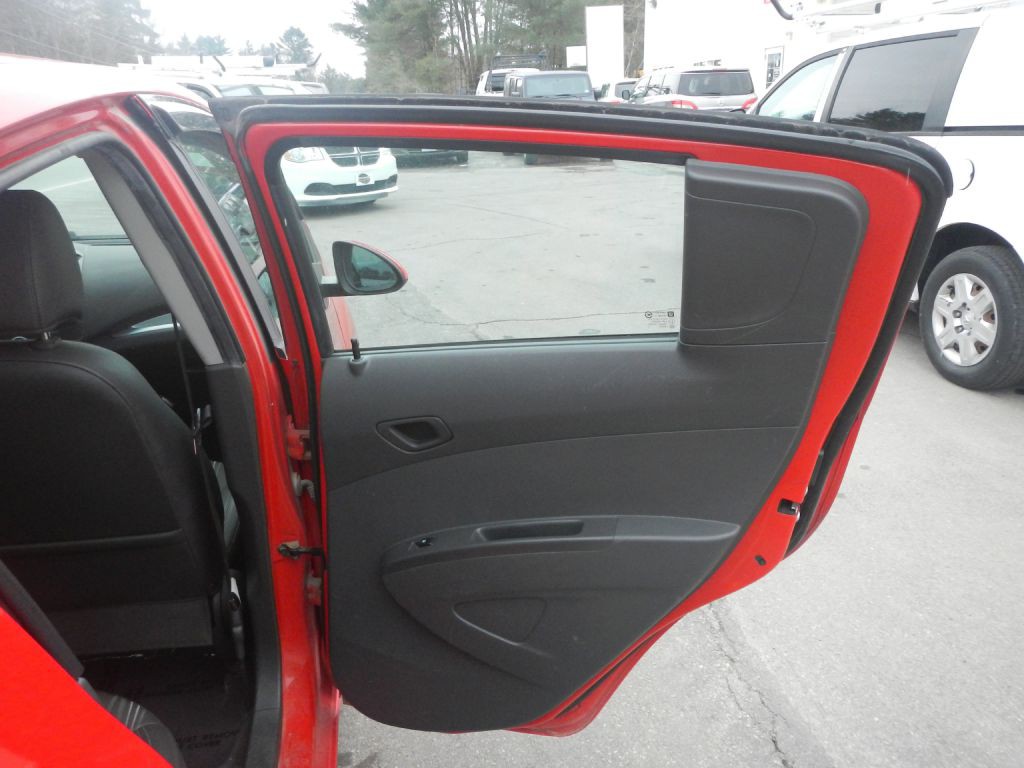 2014 Chevrolet Spark Image 27