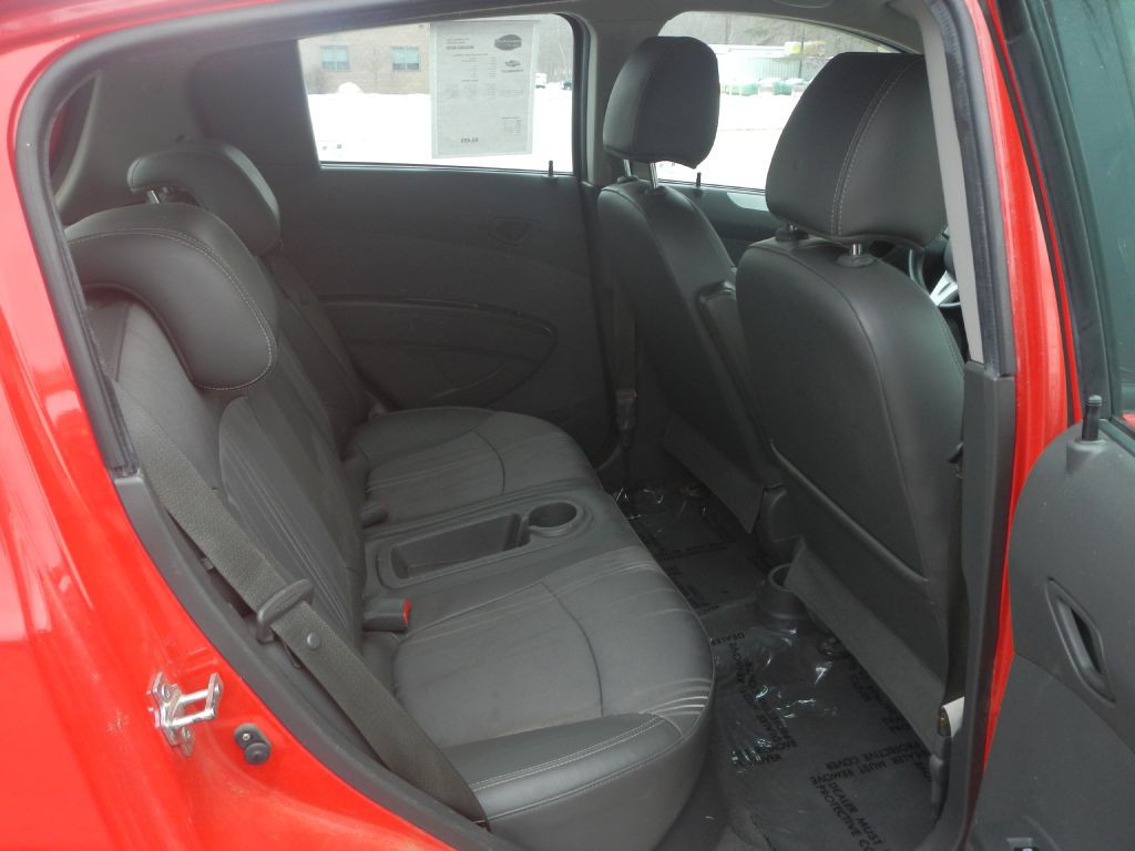 2014 Chevrolet Spark Image 31