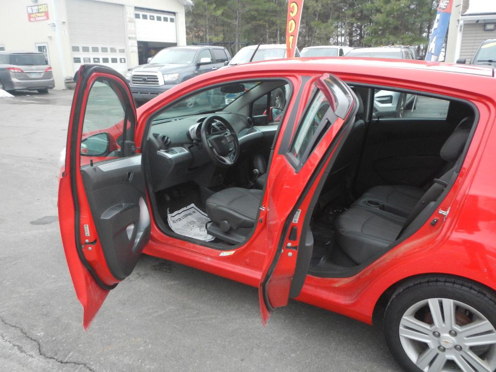 2014 Chevrolet Spark Image 43