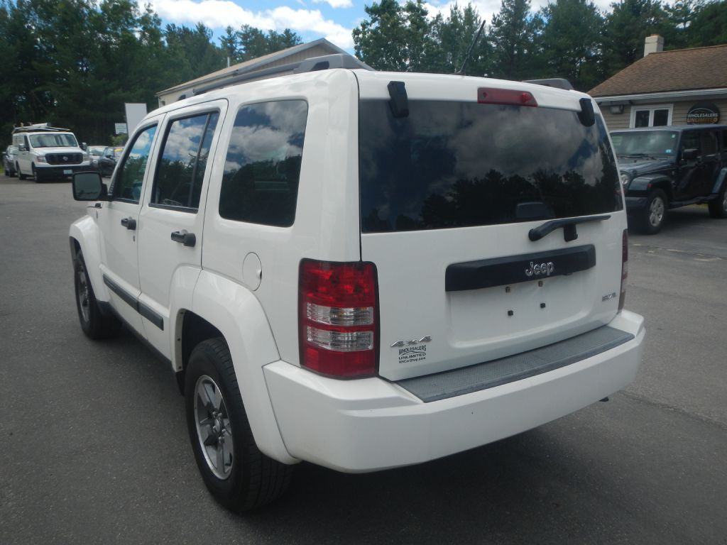 2008 Jeep Liberty Image 6