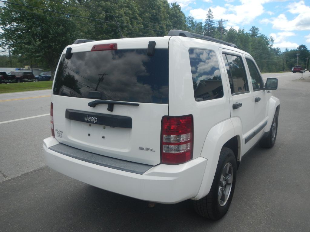 2008 Jeep Liberty Image 7