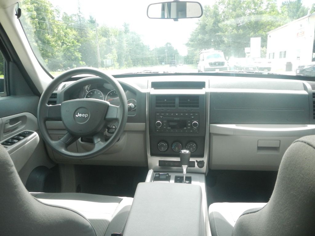 2008 Jeep Liberty Image 29